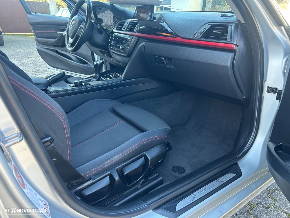 BMW 318 d Line Sport - 11