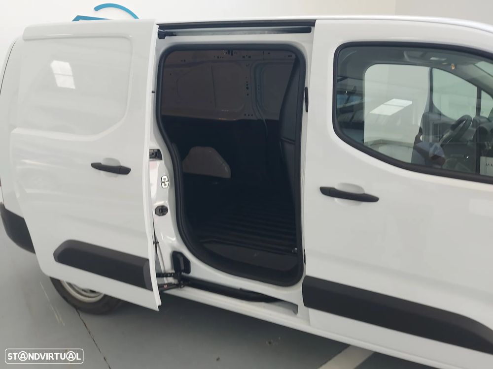 Opel COMBO XL - 14