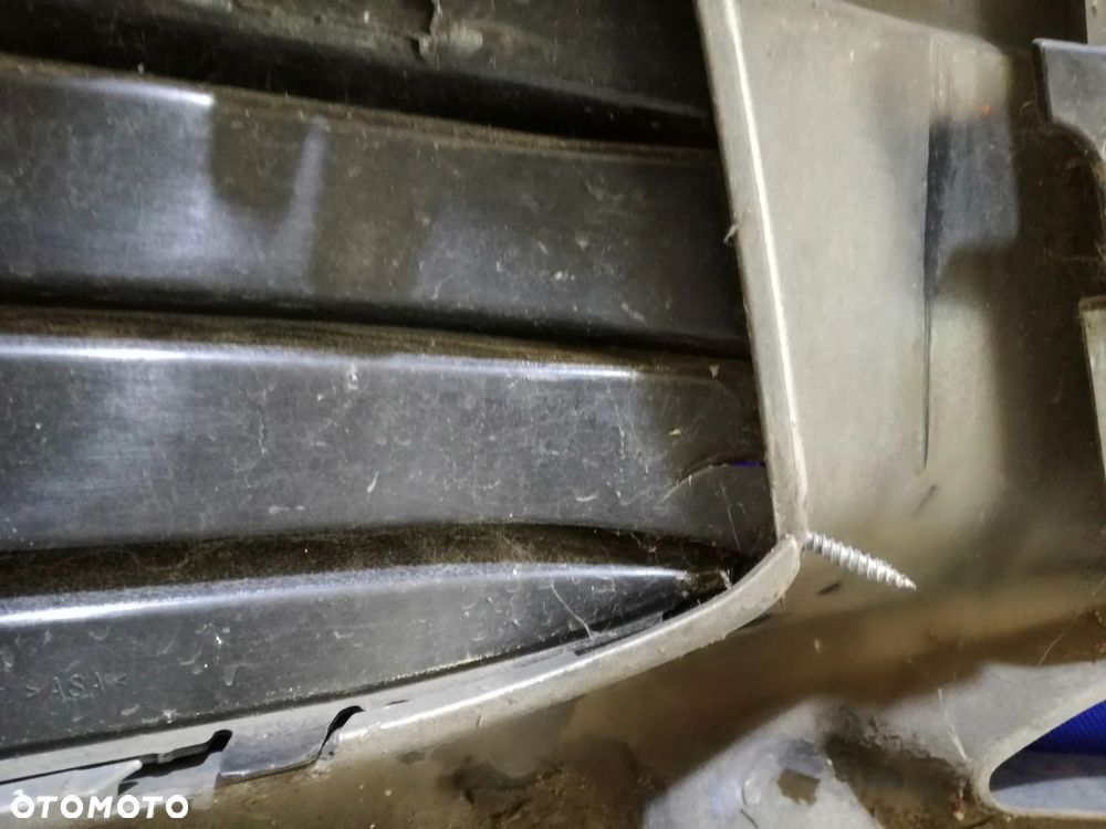 Audi A4 B8 8K zderzak grill przód przedni LY7G - 12