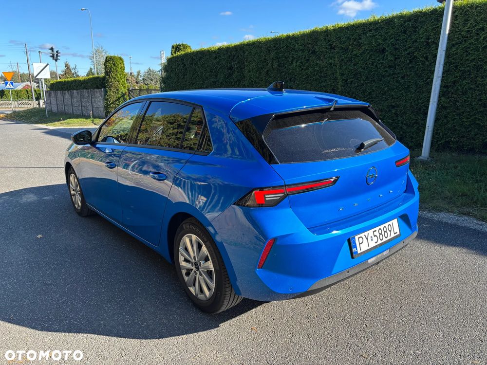 Opel Astra 1.2 Turbo Elegance - 4