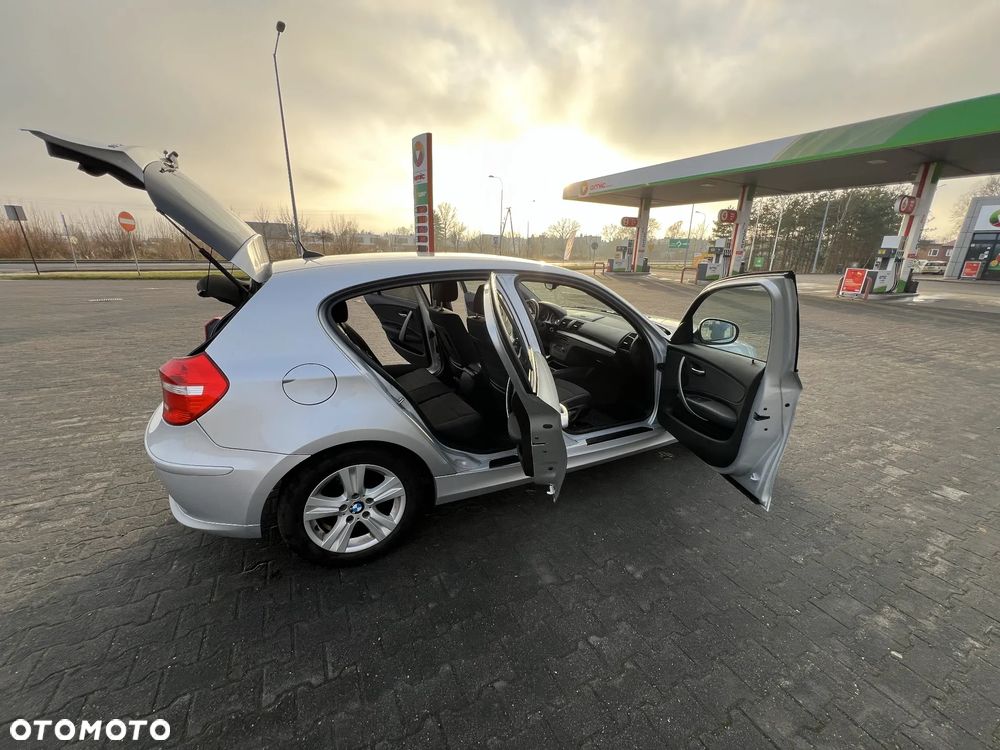 BMW Seria 1 116i - 10
