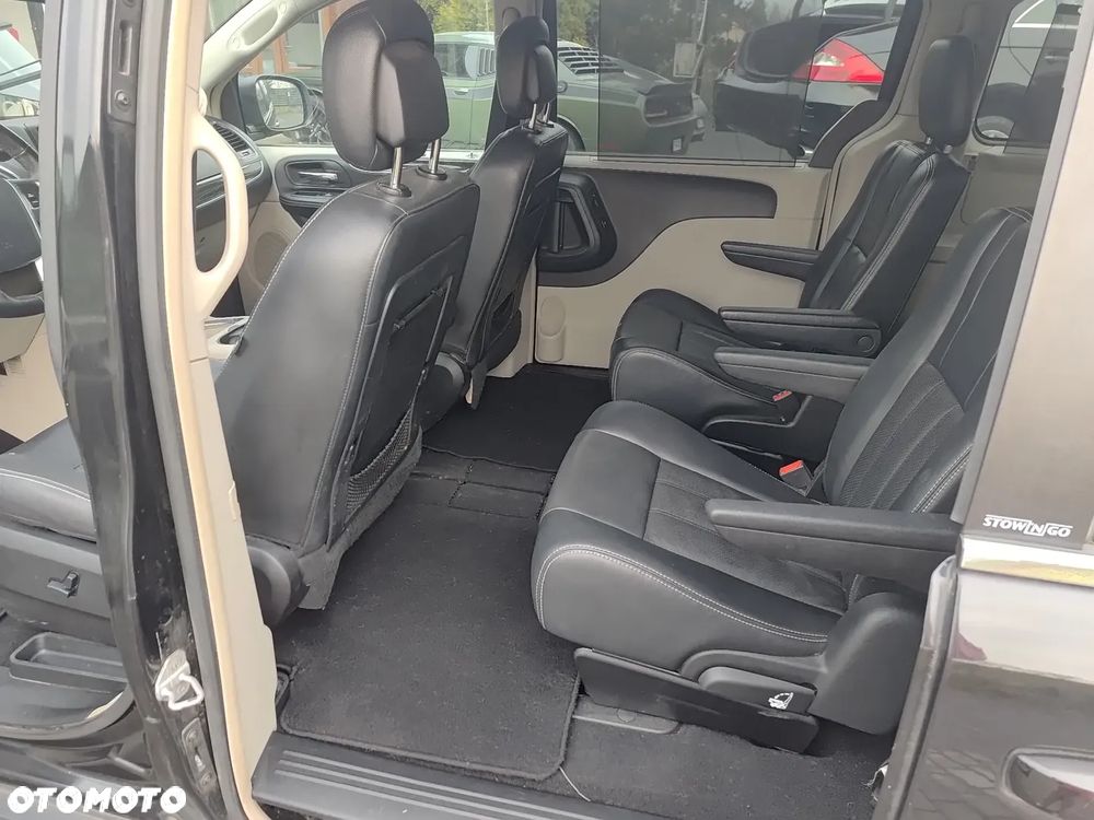 Lancia Voyager 2.8CRD Platinum - 21