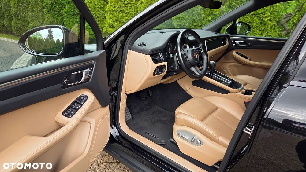 Porsche Macan Standard - 10