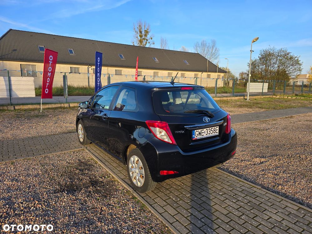 Toyota Yaris 1.0 Luna - 8