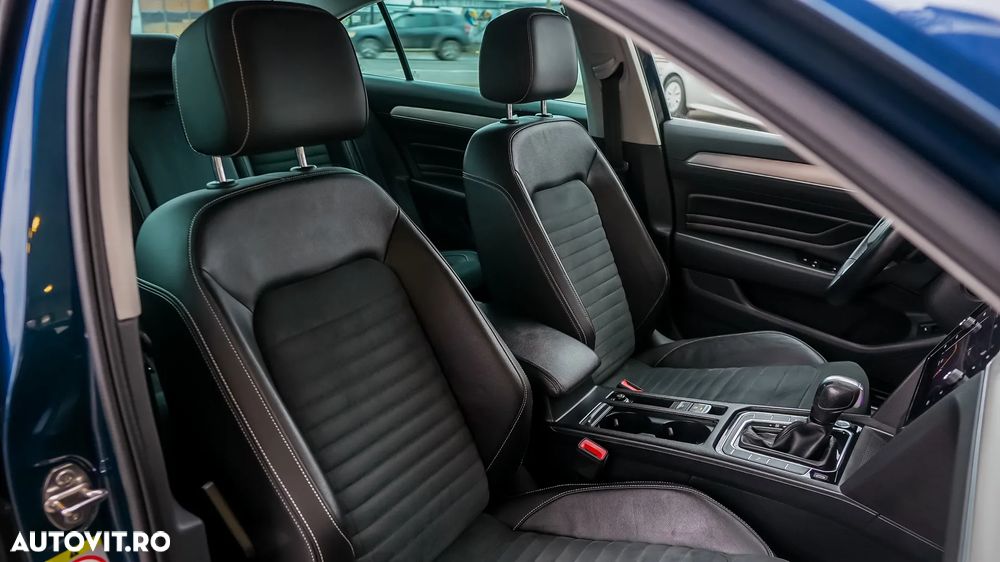 Volkswagen Passat 2.0 TDI DSG Highline - 26
