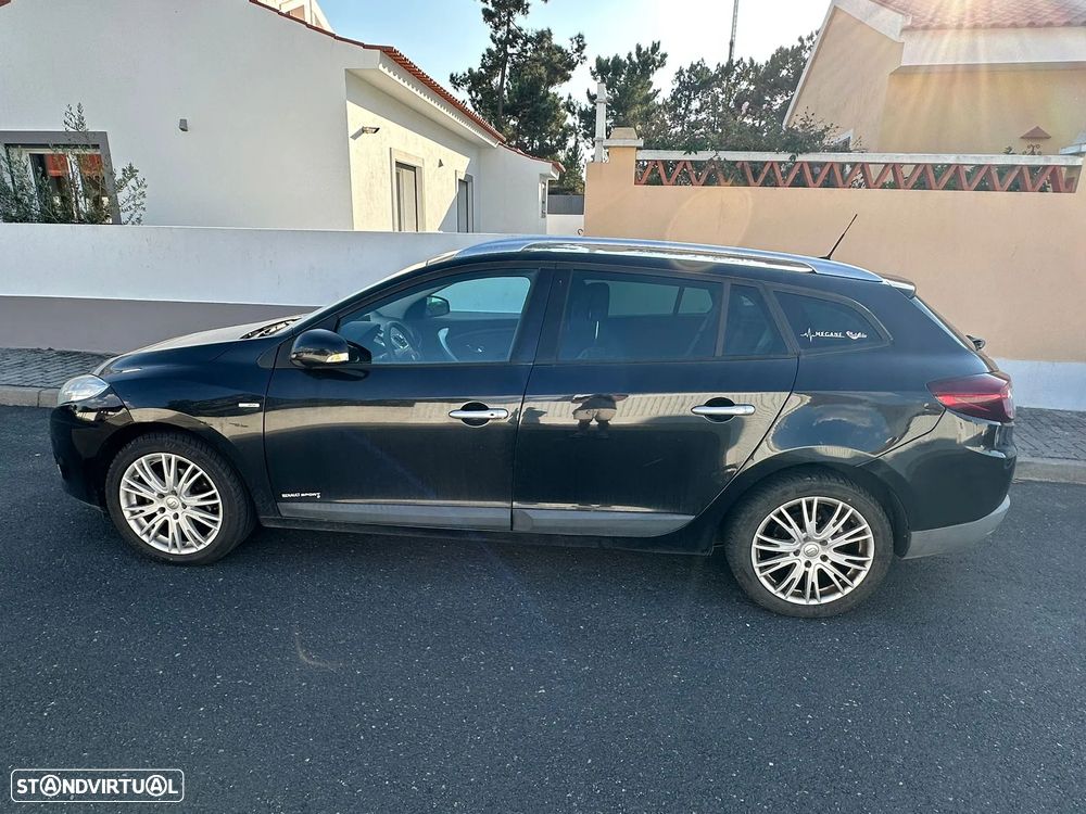 Renault Mégane Sport Tourer dCi 130 FAP BOSE Edition - 1