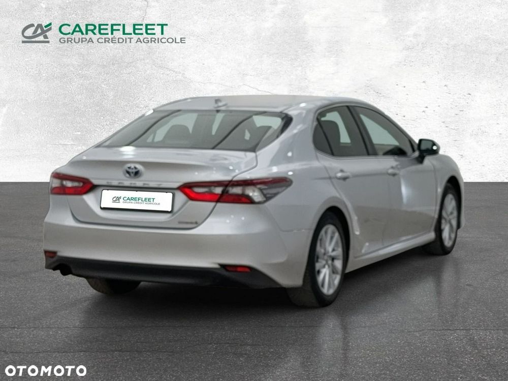 Toyota Camry - 6