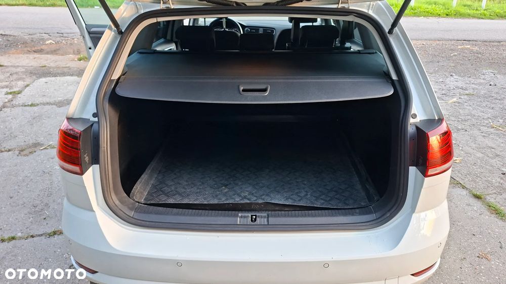 Volkswagen Golf 1.6 TDI BMT Comfortline - 14