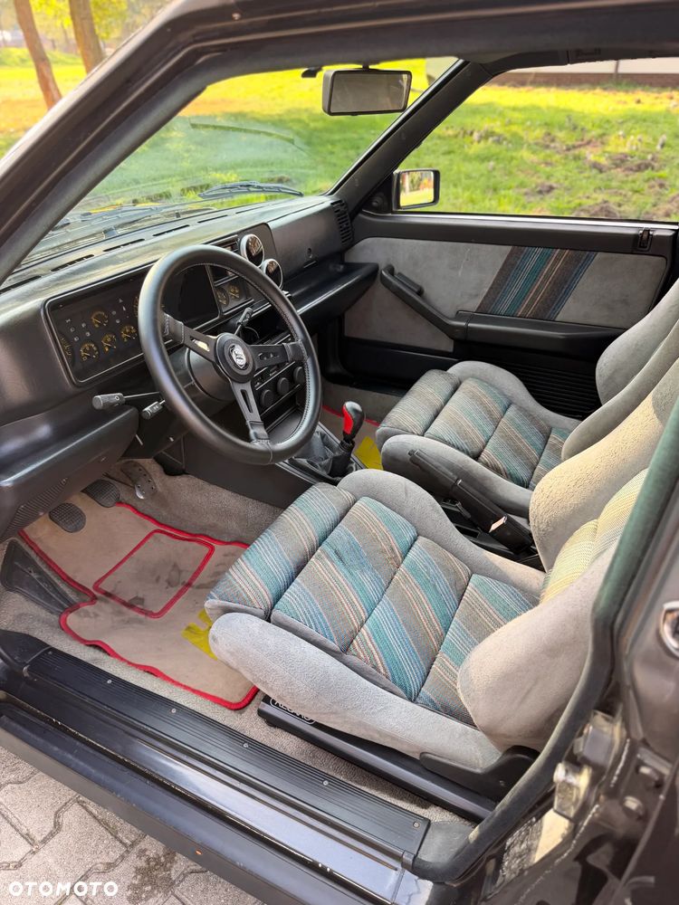 Lancia Delta 2000 HF Integrale 16V - 33