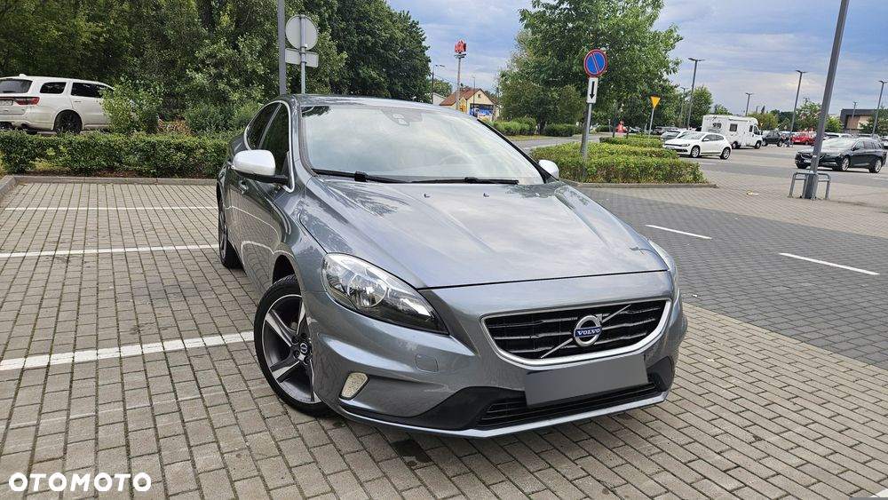Volvo V40 D2 Geartronic RDesign - 2