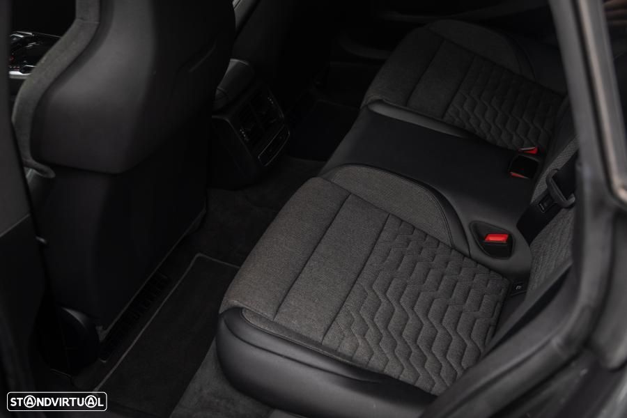 Audi e-tron GT quattro - 30