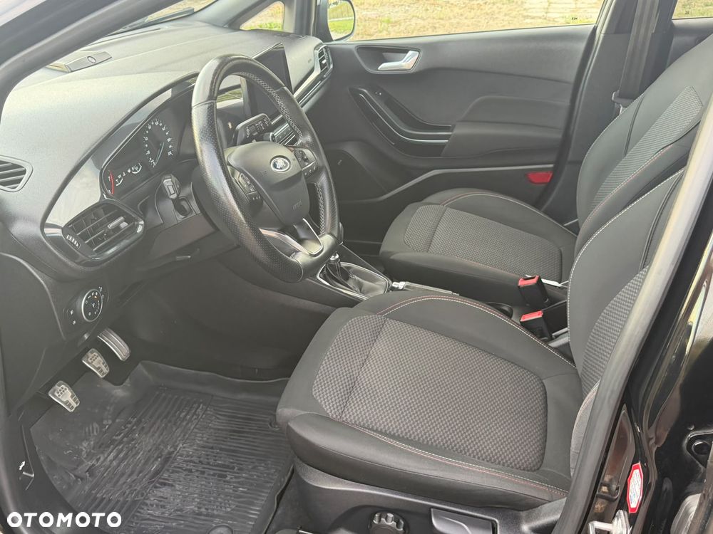 Ford Fiesta 1.0 EcoBoost S&S ST-LINE - 24