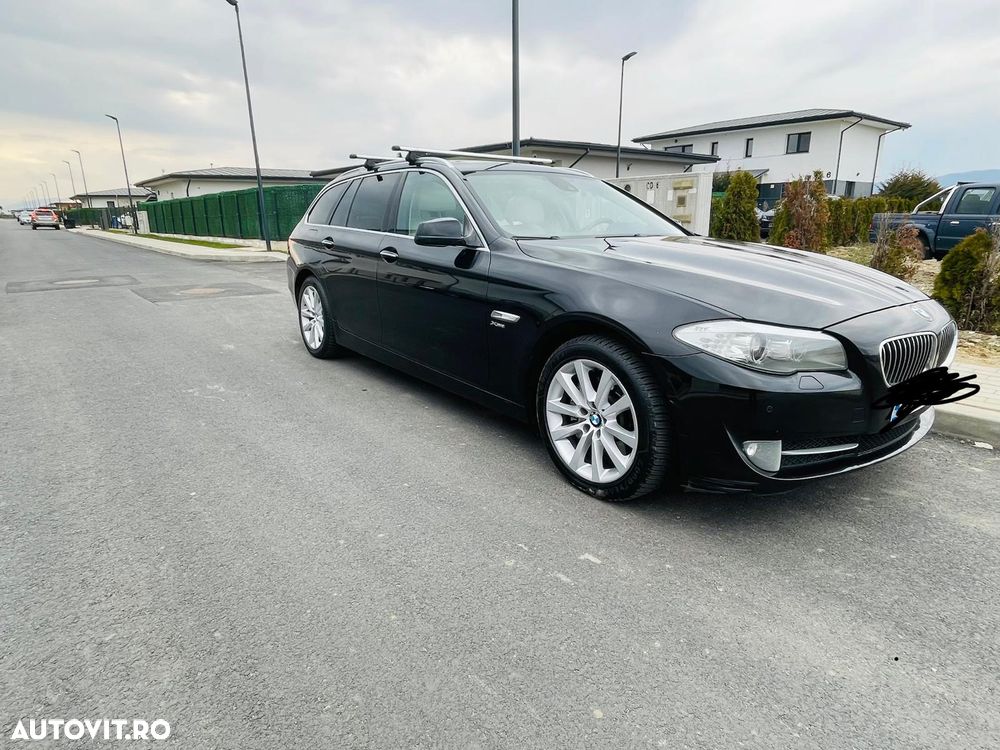 BMW Seria 5 525d xDrive Aut. - 9