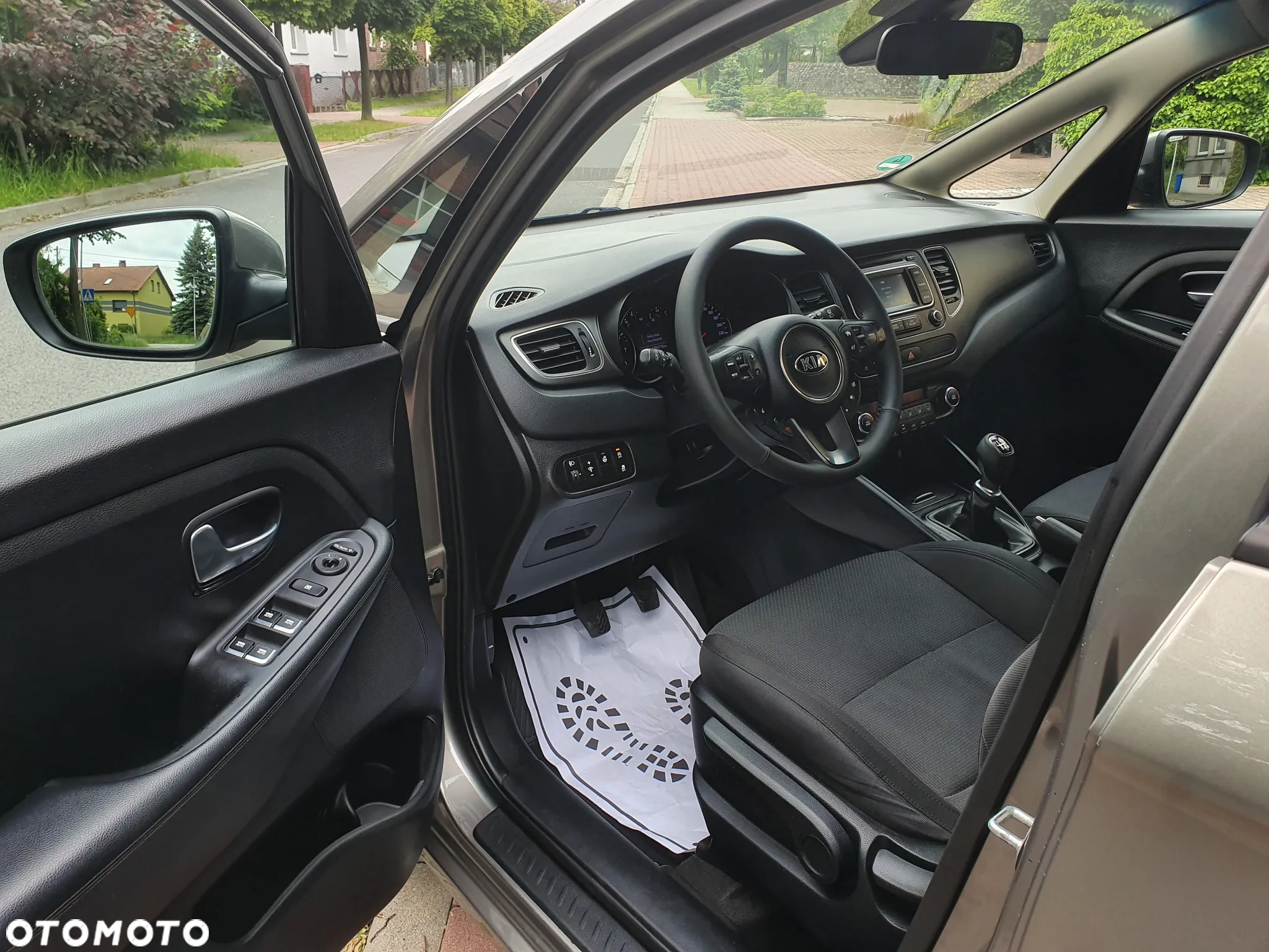 Kia Carens 2.0 GDI XL 7os - 11