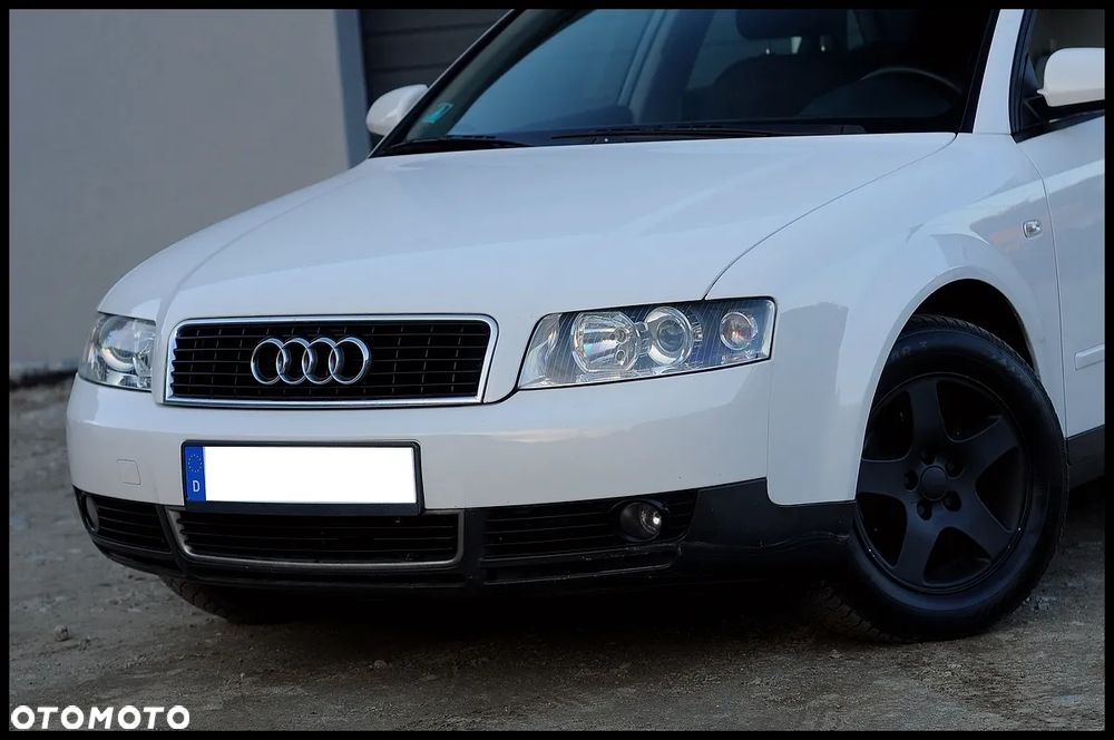 Audi A4 Limousine - 15