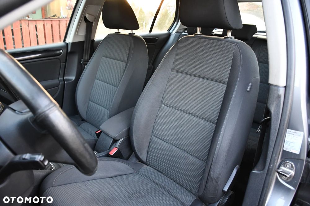 Volkswagen Golf 1.6 TDI Comfortline - 8