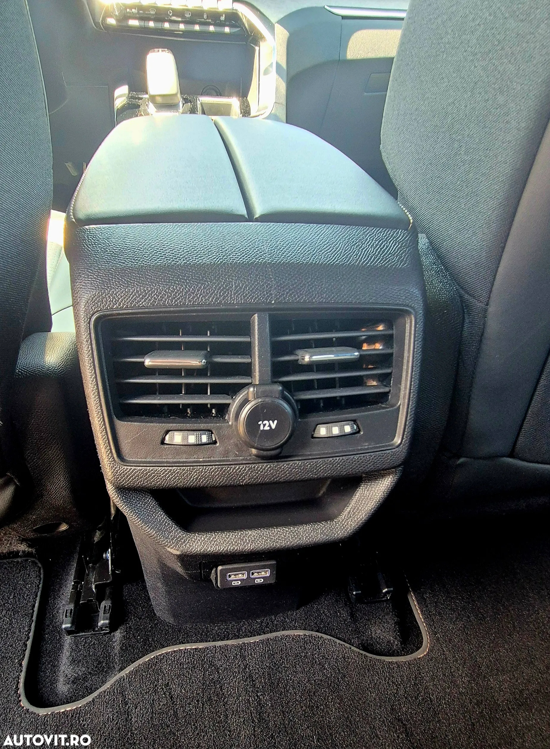 Peugeot 3008 PHEV EAT8 GT Pack - 13