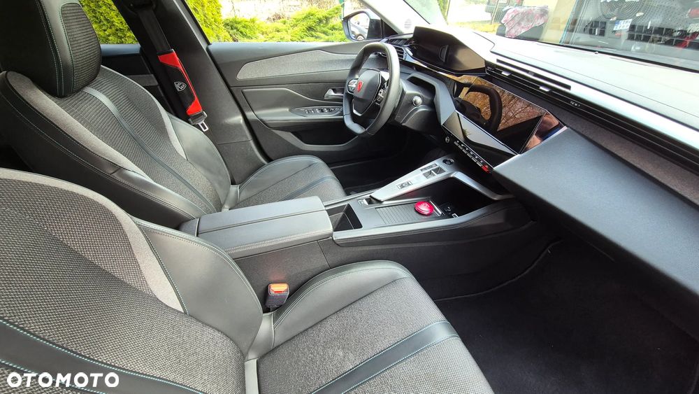 Peugeot 308 BlueHDi 130 EAT8 Allure Pack - 17