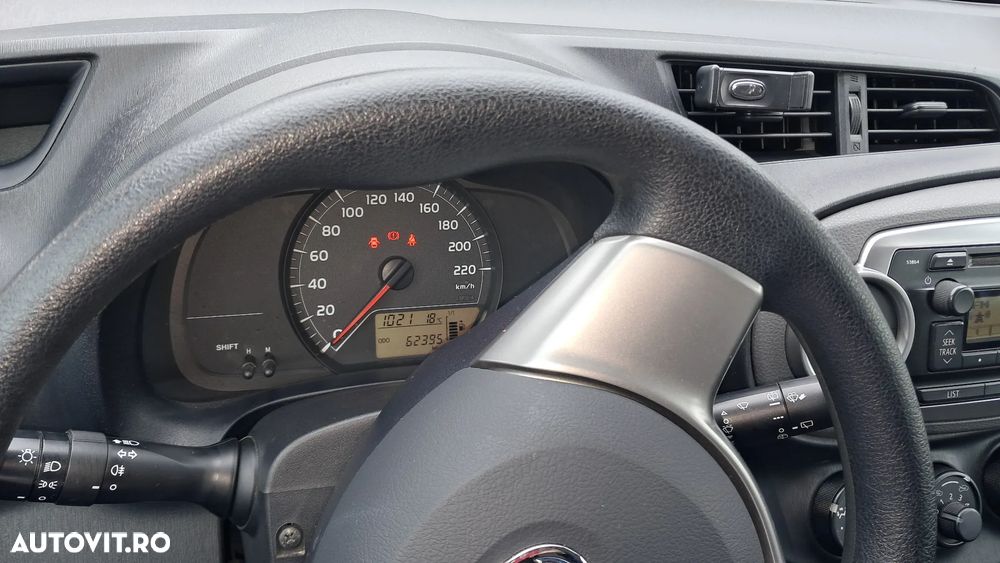 Toyota Yaris 1.3 Dual VVT-i Terra Plus - 5