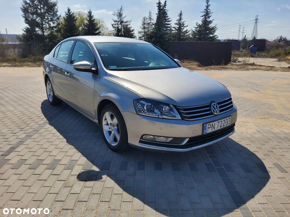 Volkswagen Passat - 2