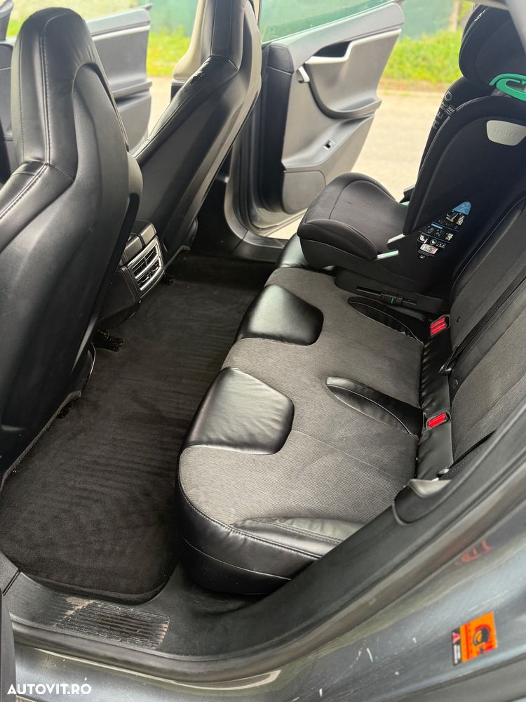 Tesla Model S Standard - 34