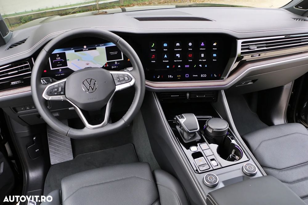 Volkswagen Touareg V6 TSI 4MOTION Elegance - 15