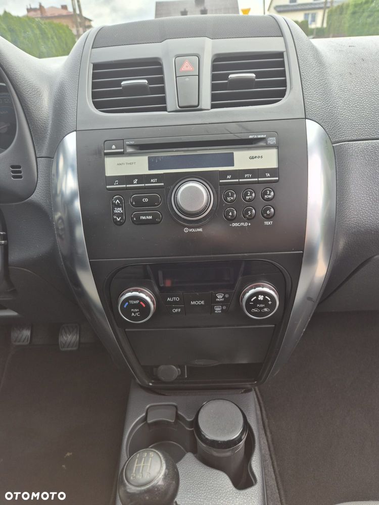 Suzuki SX4 1.6 Premium 2012 - 13