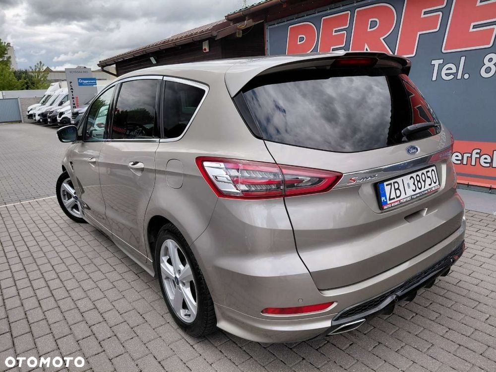 Ford S-Max - 6