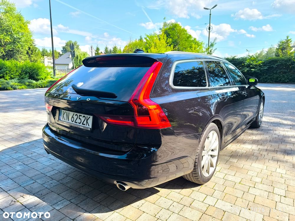 Volvo V90 D5 AWD Momentum Pro - 5