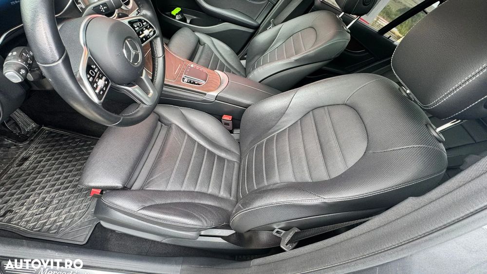 Mercedes-Benz GLC 300 4Matic 9G-TRONIC Exclusive - 17