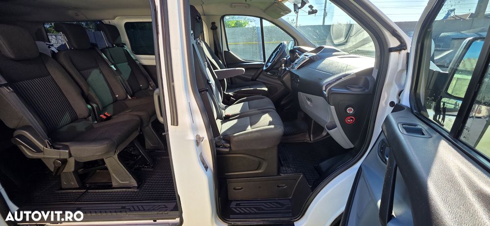 Ford Transit Custom LWB Combi Van Trend - 6