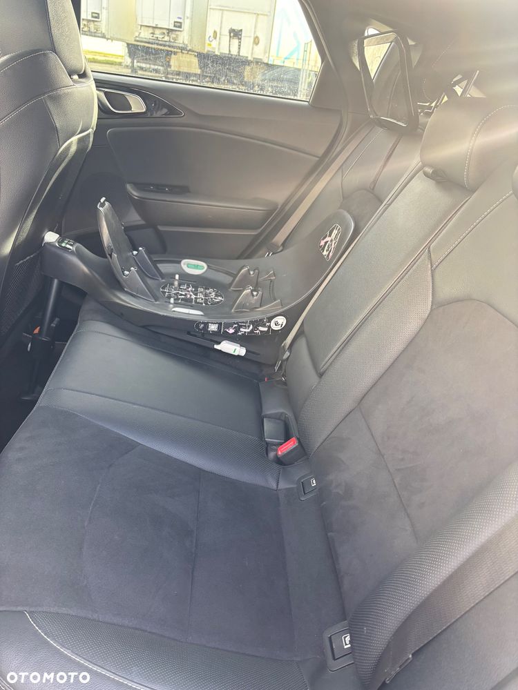 Kia ProCeed 1.4 T-GDI OPF GT LINE - 21