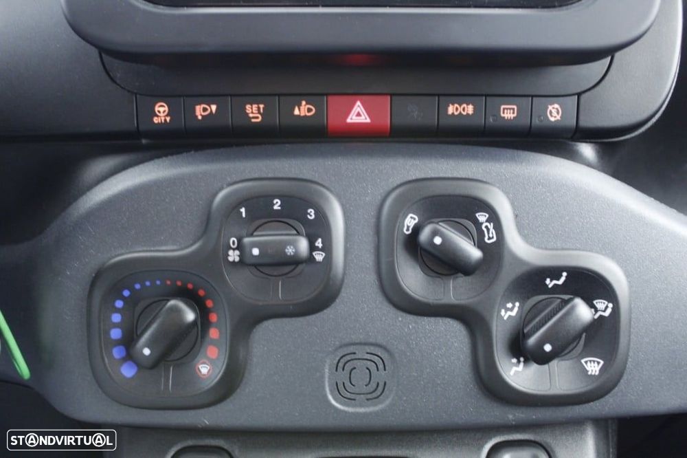 Fiat Panda 1.0 Hybrid City Life - 27