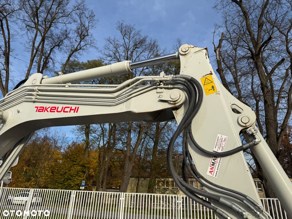 Takeuchi TB290 - 10