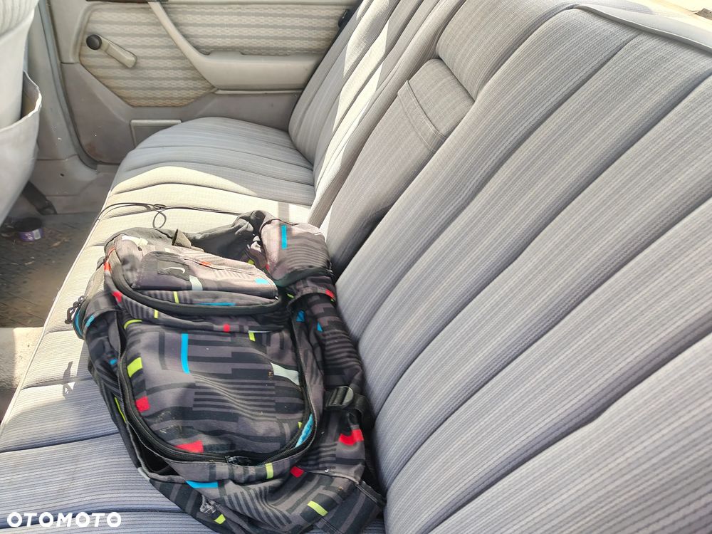 Mercedes-Benz W124 (1984-1993) - 11