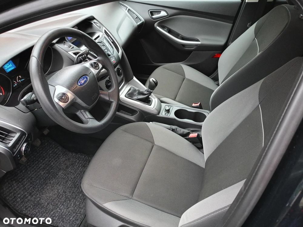 Ford Focus 1.6 TI-VCT Champions Edition - 9
