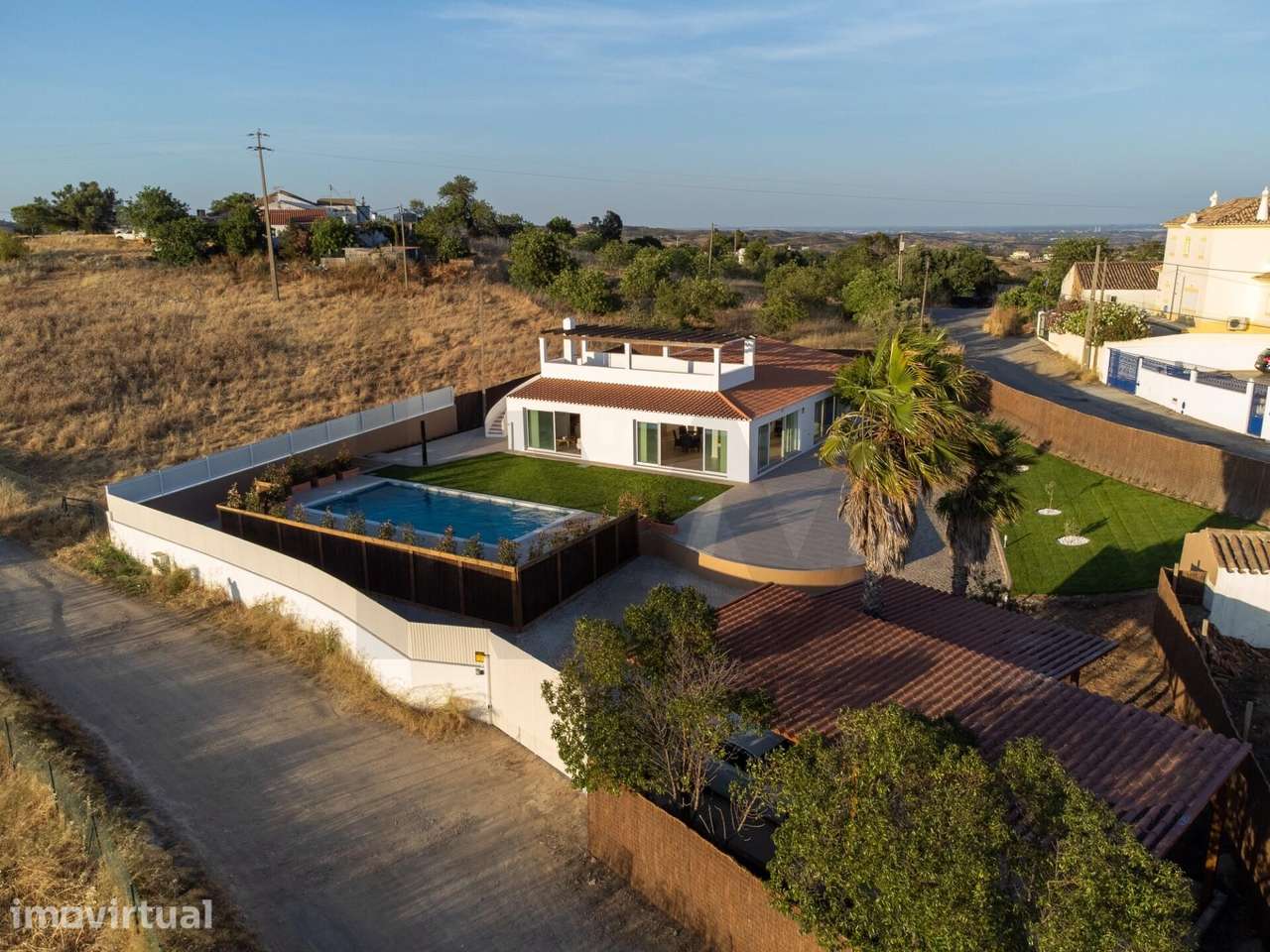 Moradia Unifamiliar com 4 Suites, Piscina na Corte António Martins, Vi - Grande imagem: 2/60