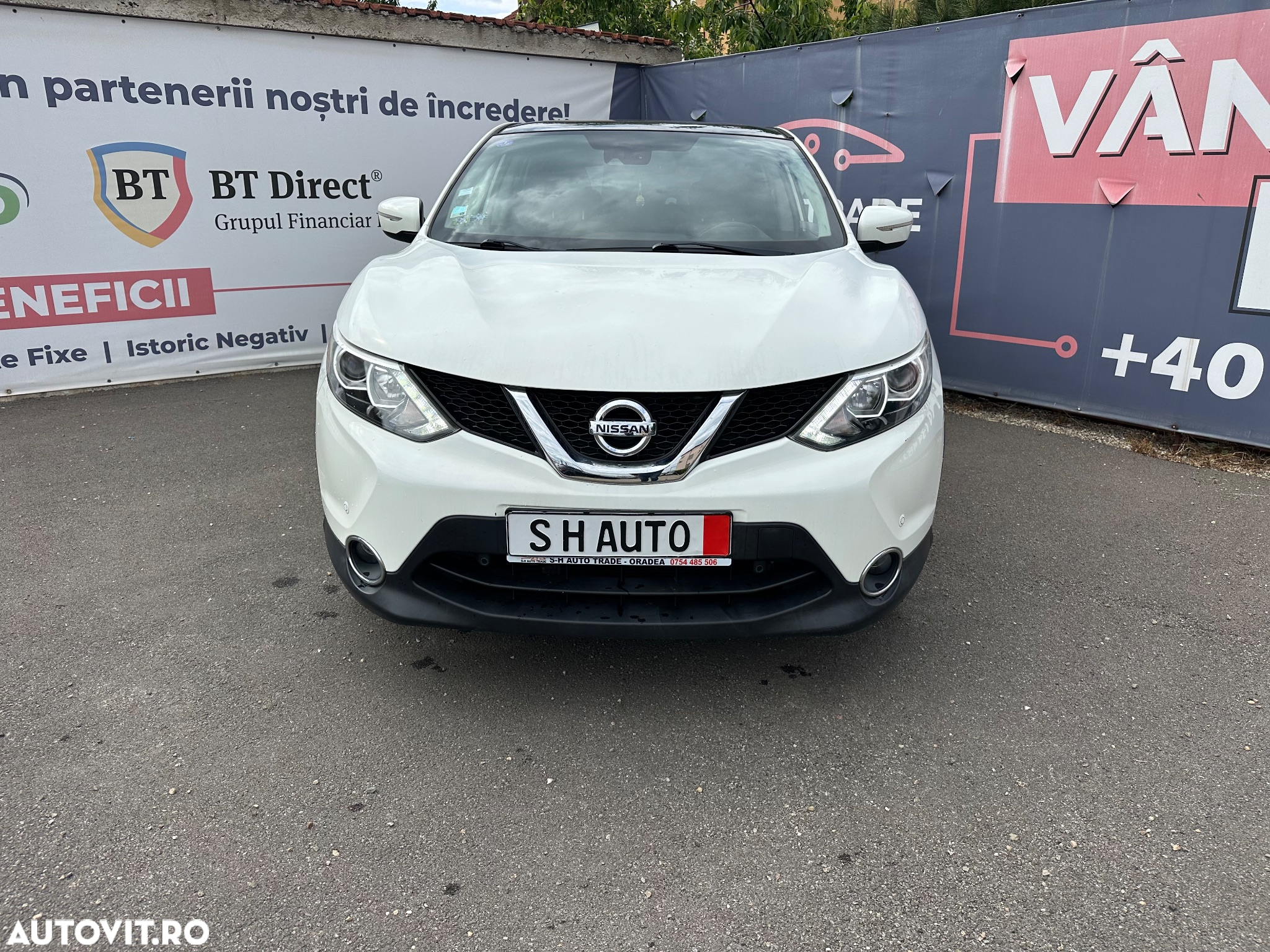 Nissan Qashqai 1.2 DIG-T Start/Stop Tekna - 2