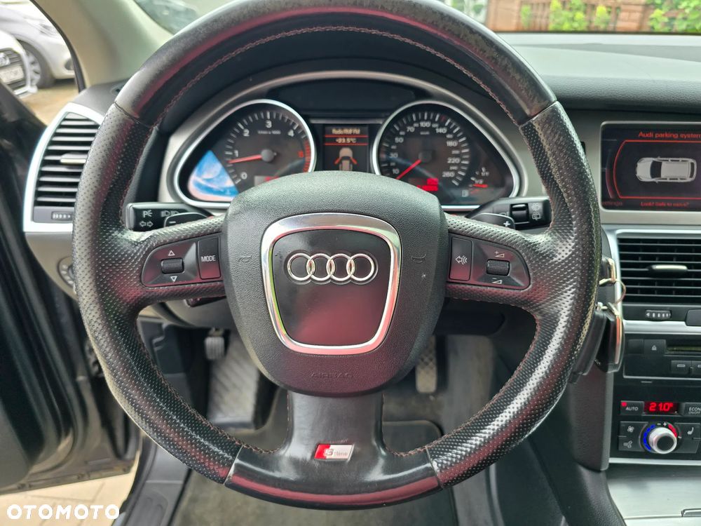 Audi Q7 - 28
