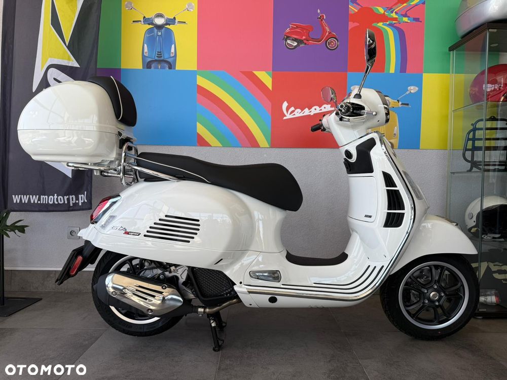 Vespa GTS - 2