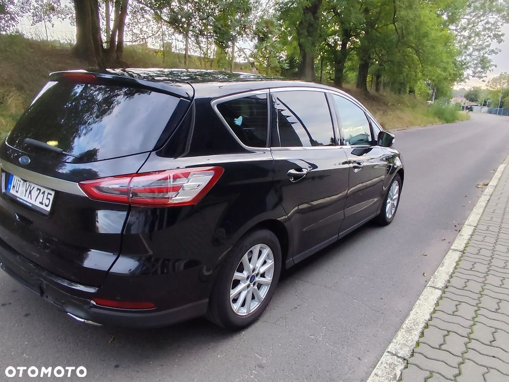 Ford S-Max - 9
