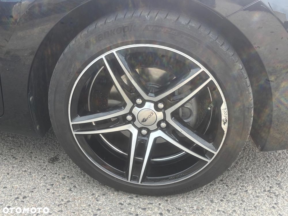 Hyundai i30 1.4 Classic + - 8