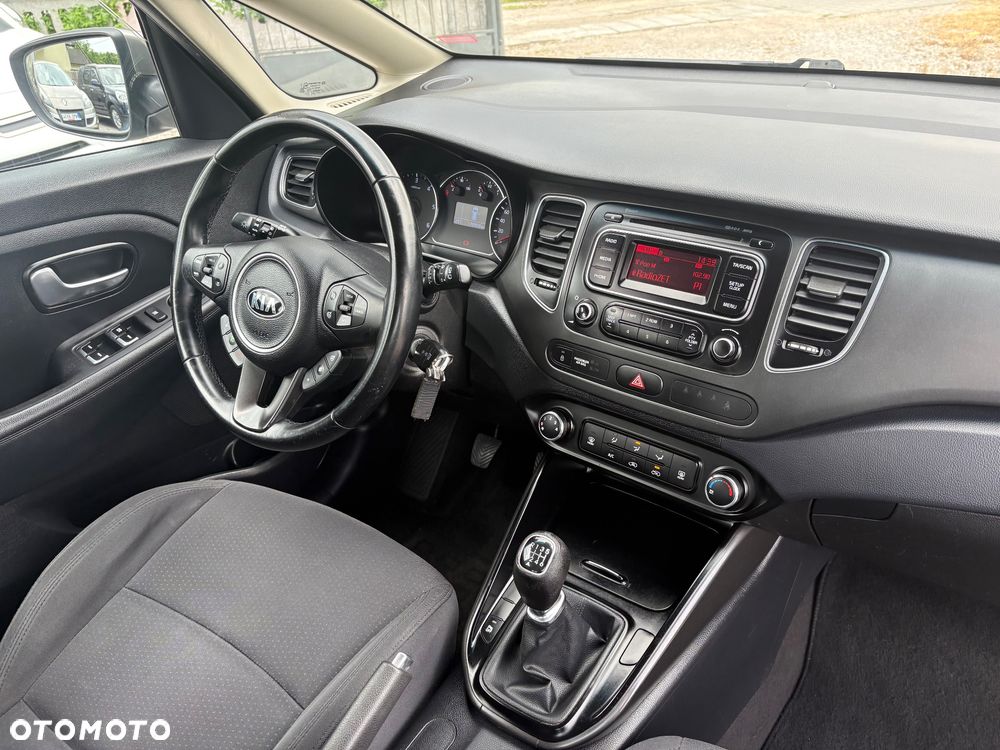 Kia Carens 1.7 CRDi Spirit - 29
