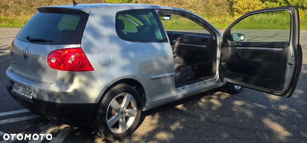 Volkswagen Golf 1.4 Entry - 16