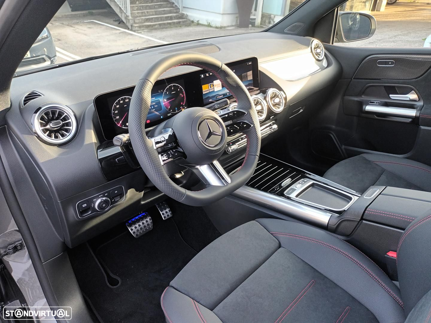 Mercedes-Benz B 180 d - 11