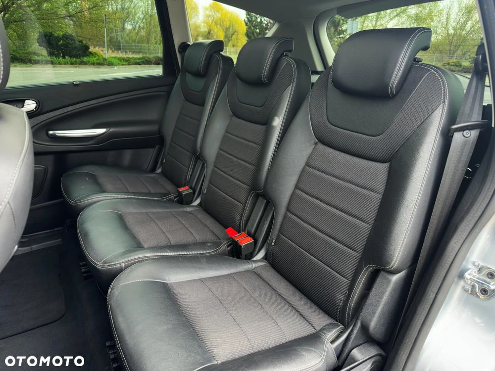 Ford S-Max 2.0 TDCi DPF Titanium - 27