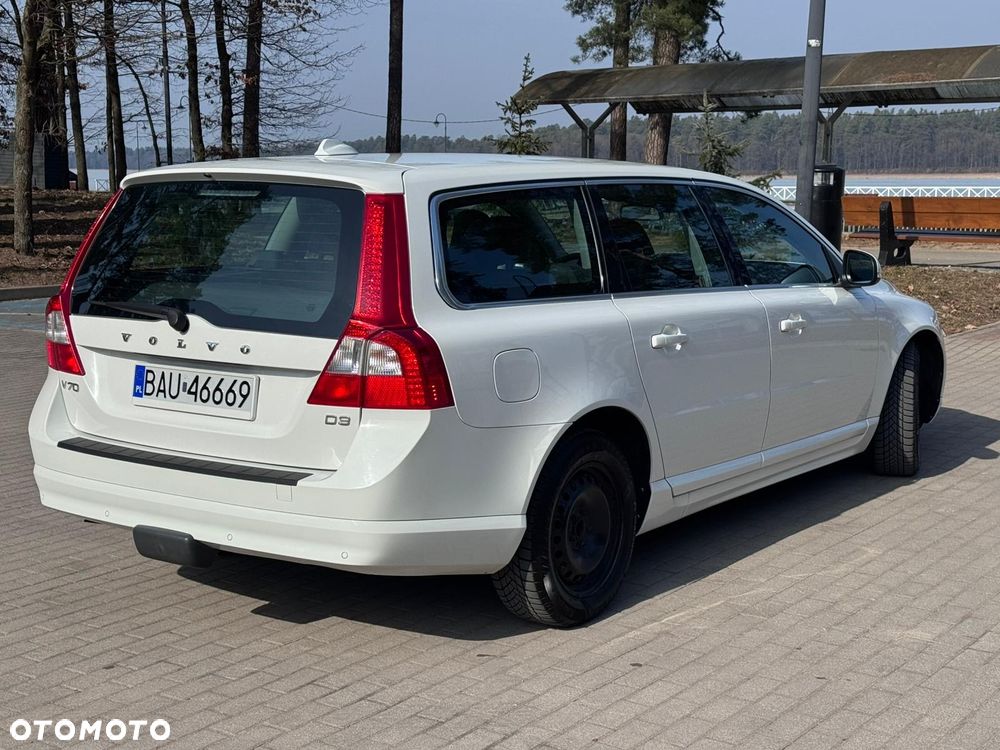 Volvo V70 D3 Geartronic Momentum - 6