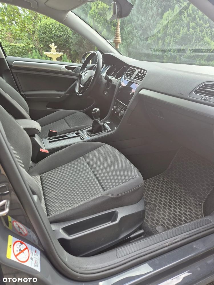 Volkswagen Golf VII 1.0 TSI BMT Trendline - 11