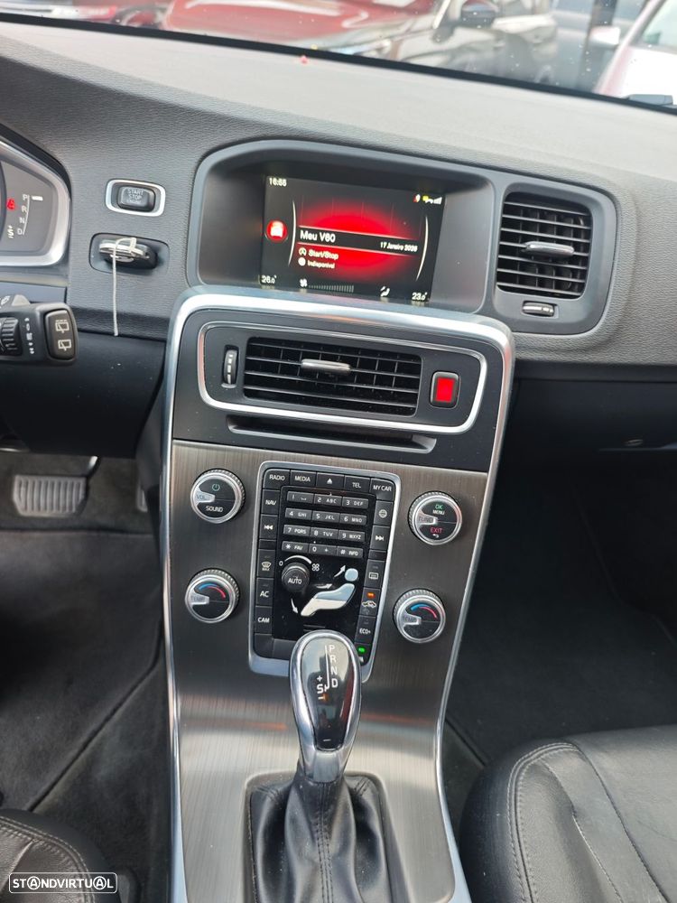 Volvo V60 2.0 D4 Summum Geartronic - 18