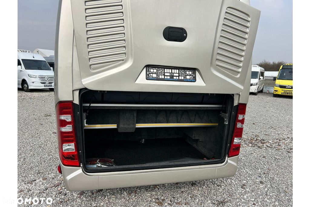 Mercedes-Benz Sprinter 519 - 26